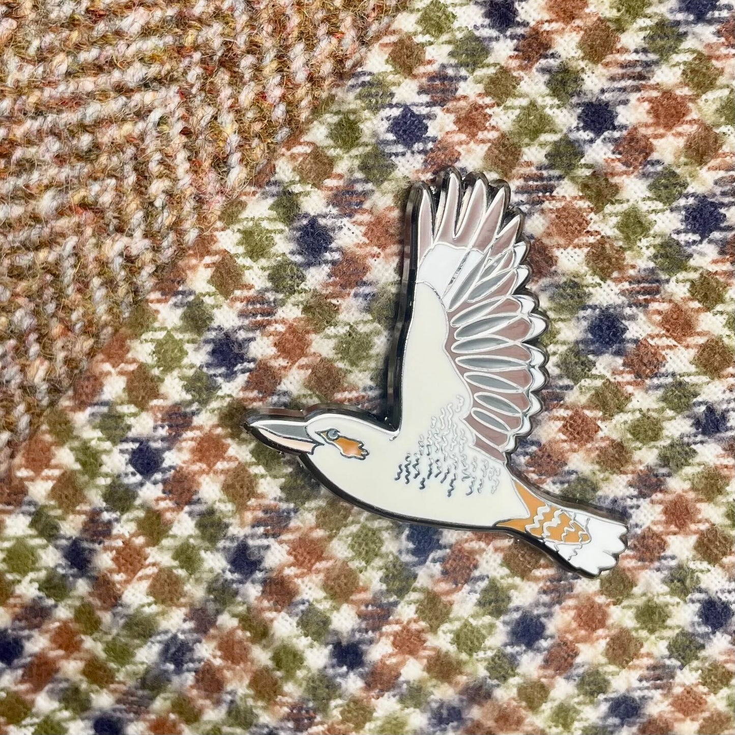Kookaburra in Flight - Enamel Pin