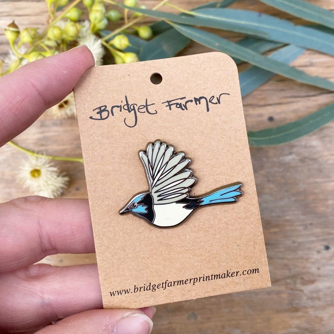 Superb Fairywren In Flight - Enamel Pin