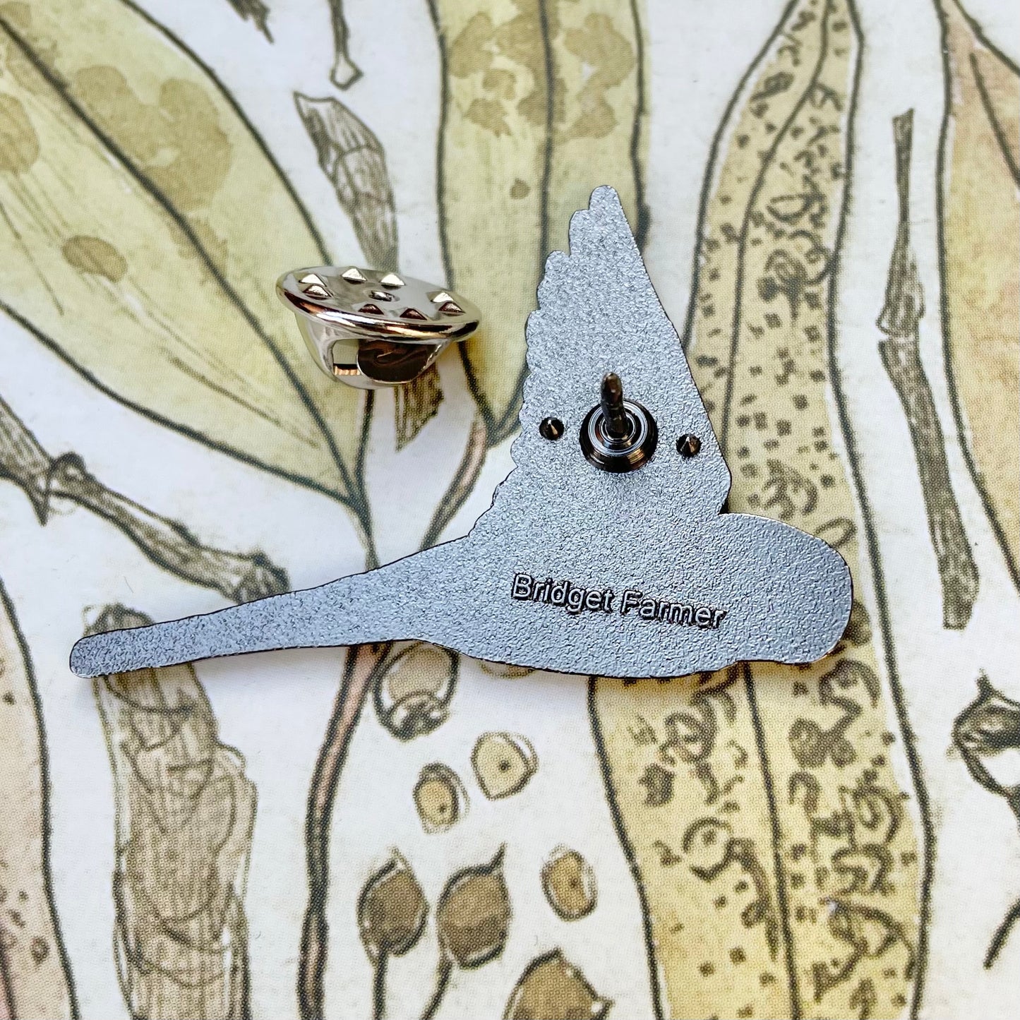 Green Budgie In Flight Enamel Pin