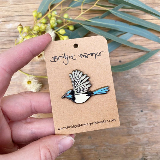 Superb Fairywren In Flight - Enamel Pin