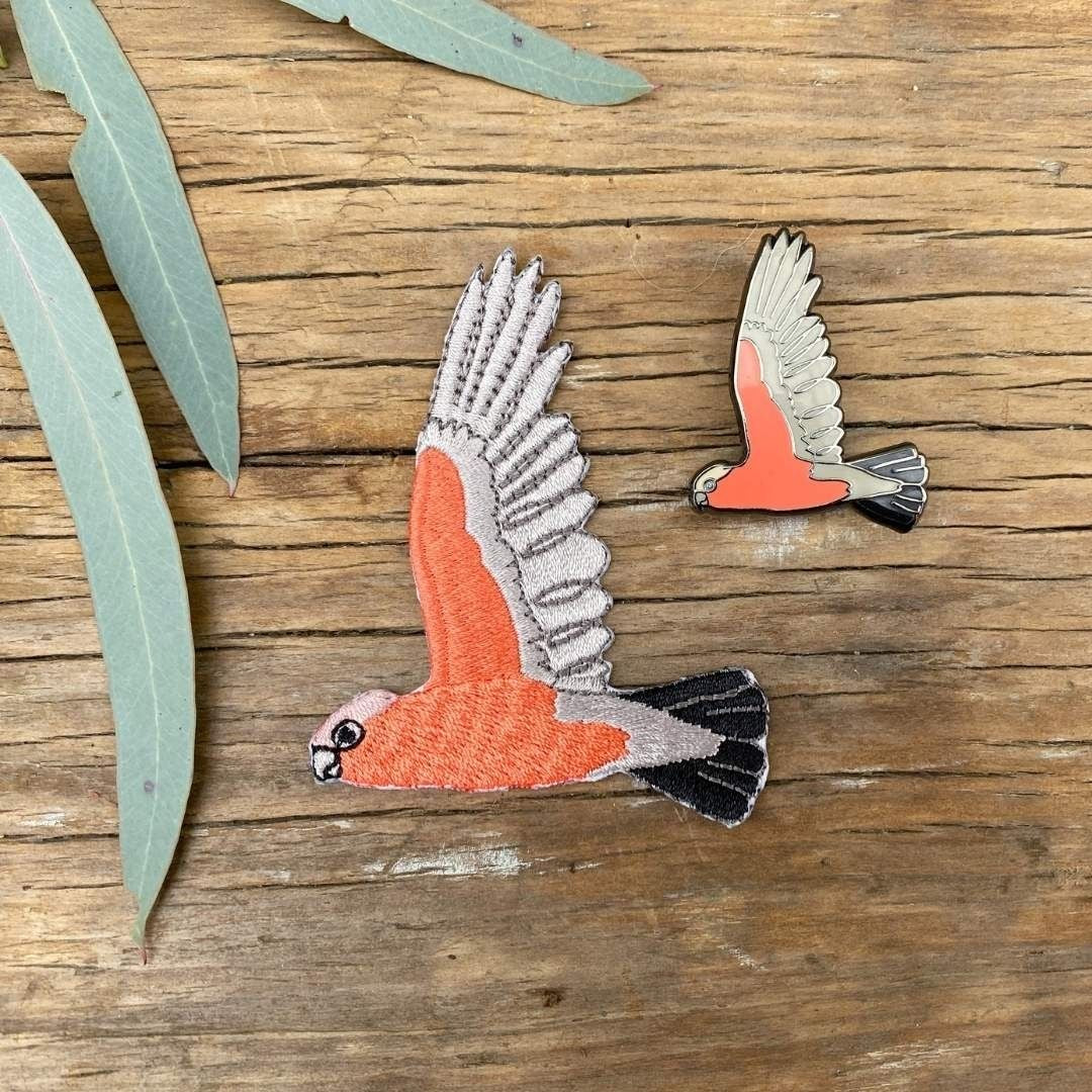 Galah in Flight - Enamel Pin