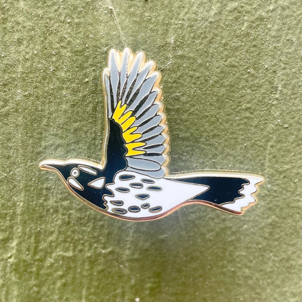 New Holland Honeyeater in Flight - Enamel Pin