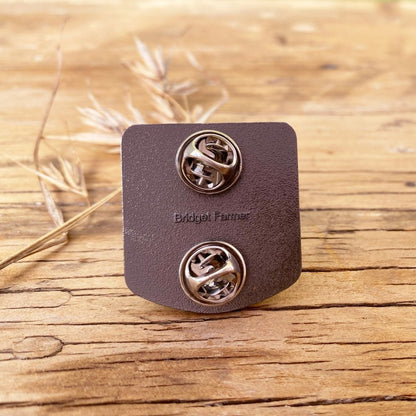 I Like Pigeons - Enamel Pin