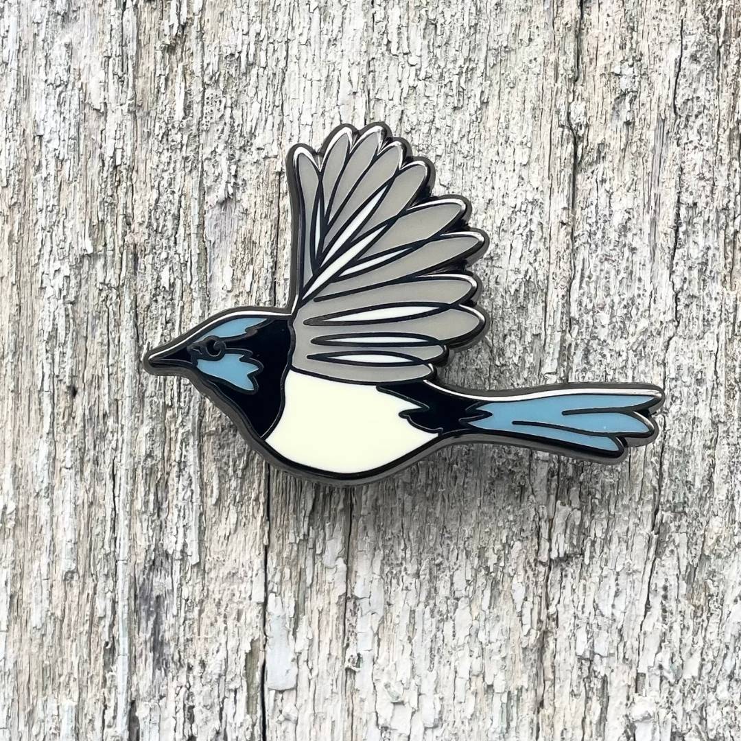 Superb Fairywren In Flight - Enamel Pin