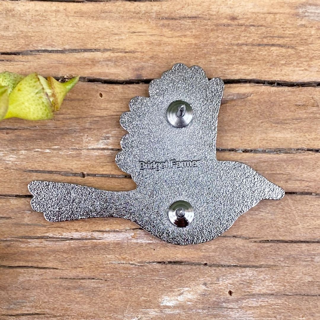 Superb Fairywren In Flight - Enamel Pin